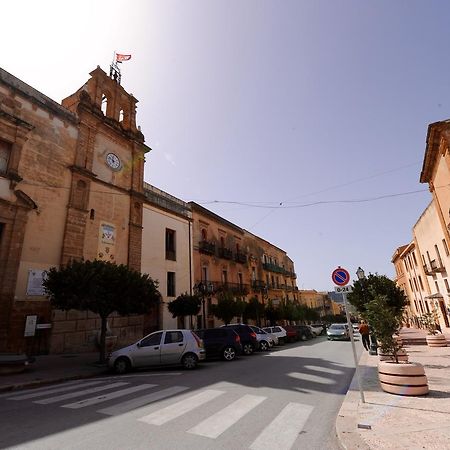 Il Cortile Del Marchese Beccadelli Bed and Breakfast Sambuca di Sicilia Exterior foto